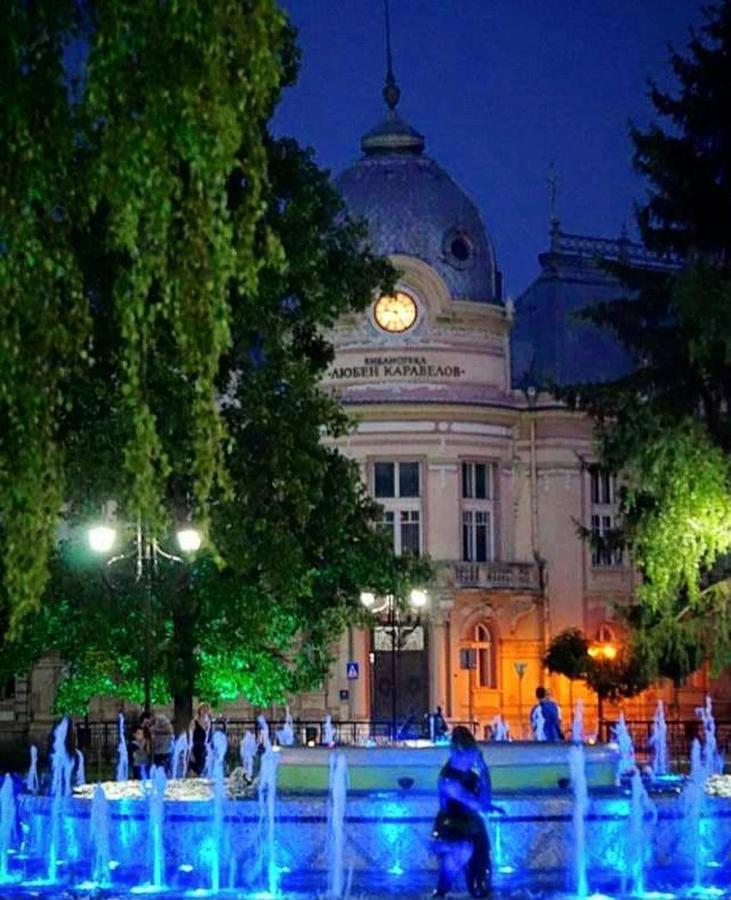 Готель Charlino Plaza Русе Екстер'єр фото